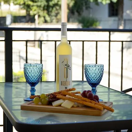 Daire Aether With View