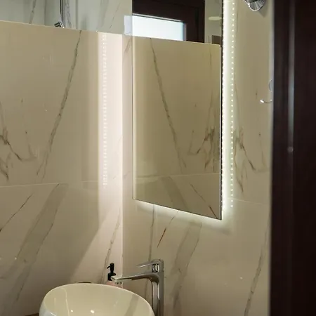 Daire Aether With View Kalampáka